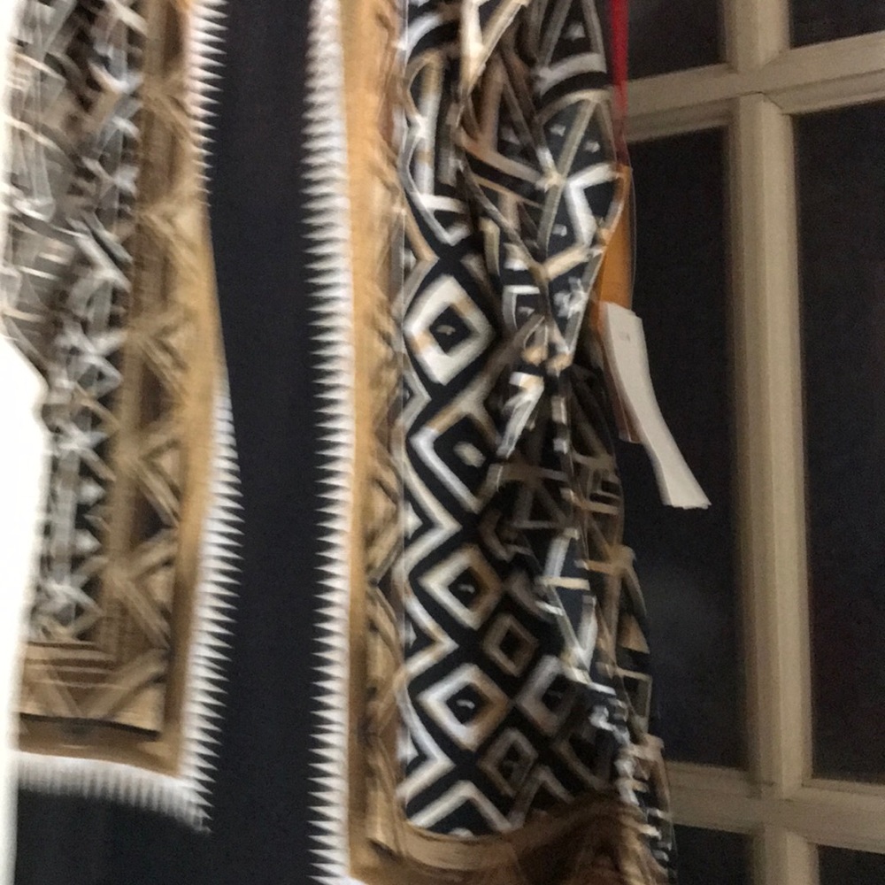 NWT Ruby Rd. Top - Picture 3 of 5